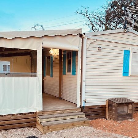 Joli Mobil-Home De Vacances, Ideal Pour Les Familles Rocbaron Exterior foto
